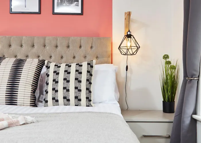 Park Square Apartment