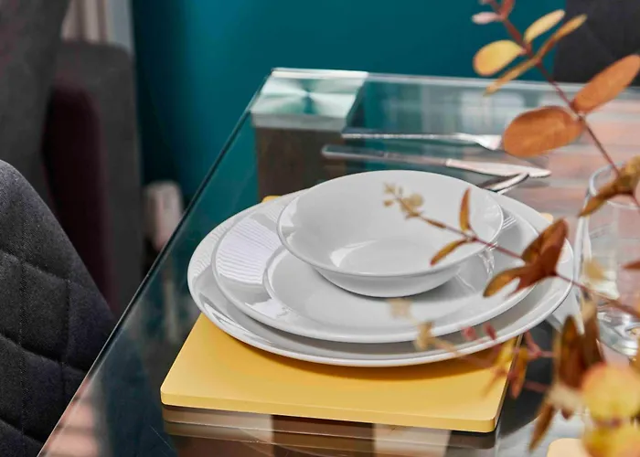 Park Square Apartment *