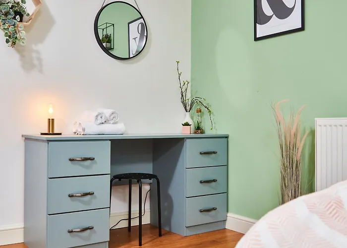 Park Square Apartment