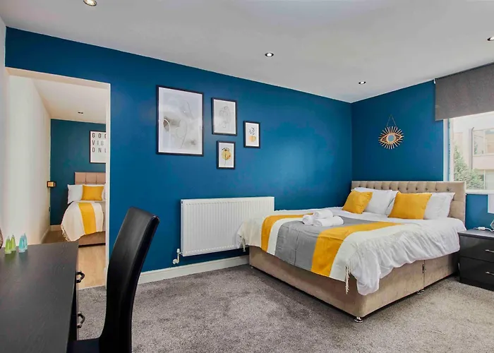 Park Square Apartment