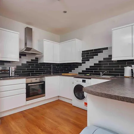 Park Square Apartment